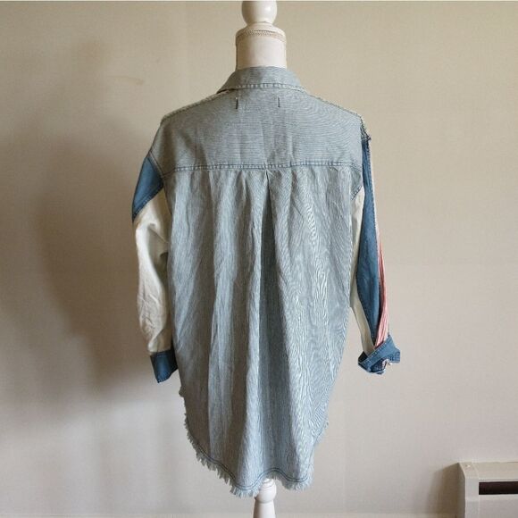 Free People oversized chambray patriotic Button Down Shirt Size XS - Picture 2 of 4